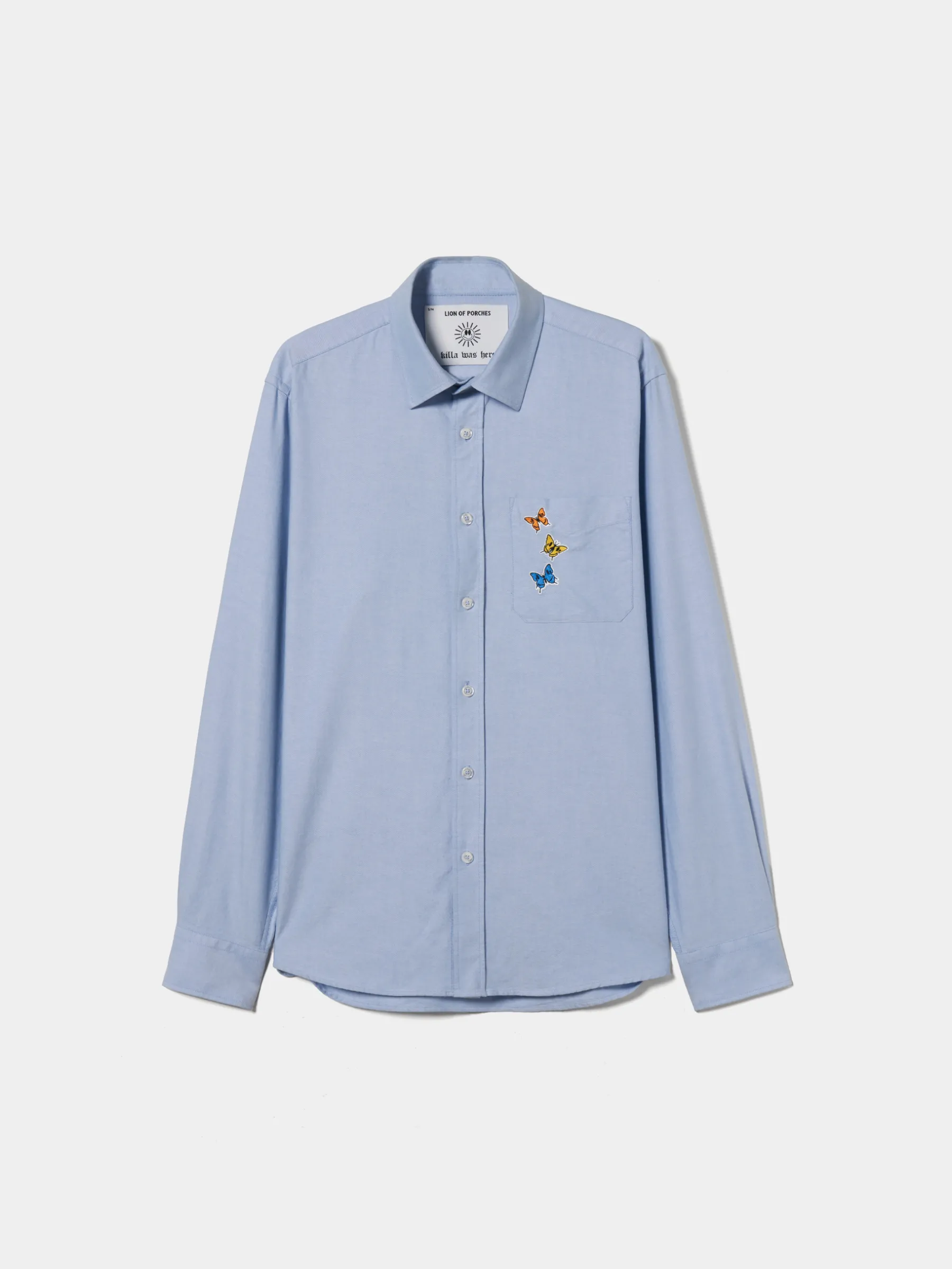 MULHER LION OF PORCHES Camisas^Camisa oxford com borboletas no bolso Lion x Killa