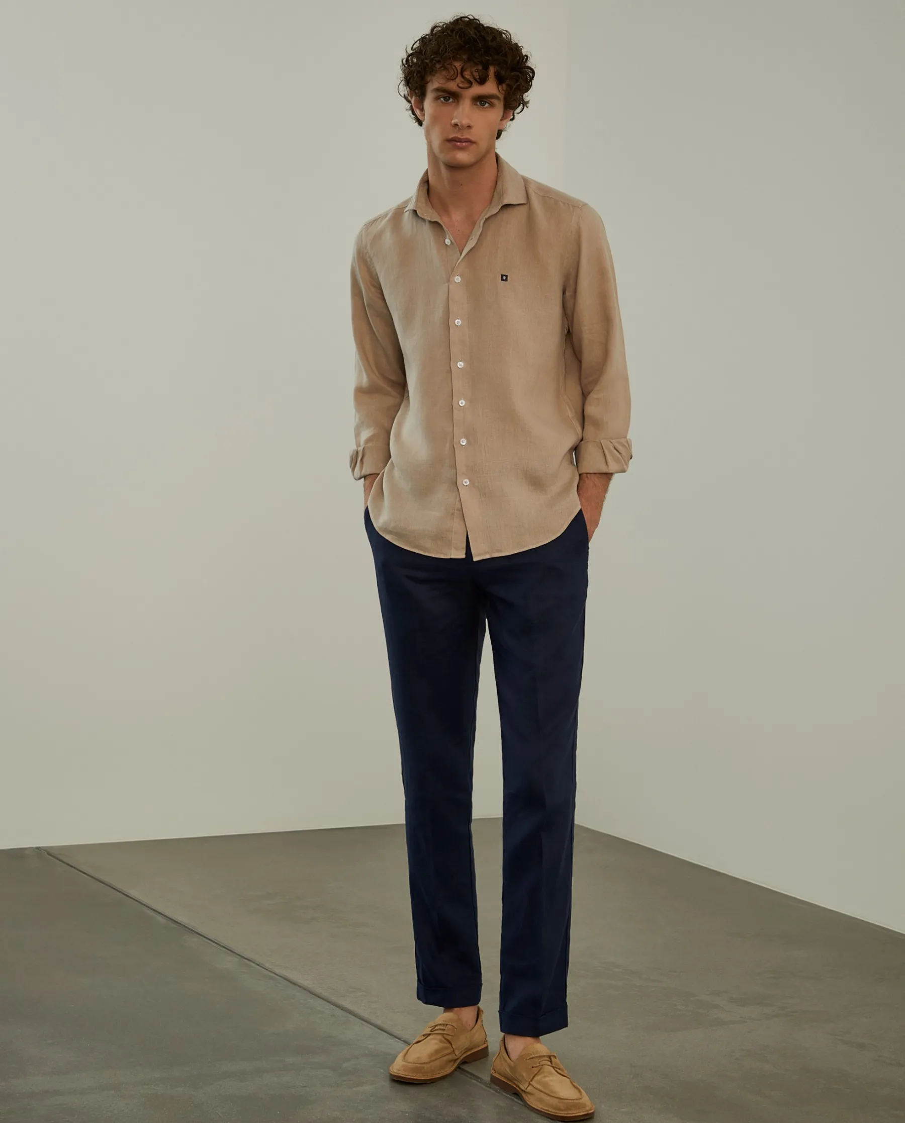 LION OF PORCHES Slim Fit^Camisa slim fit em linho garment dye