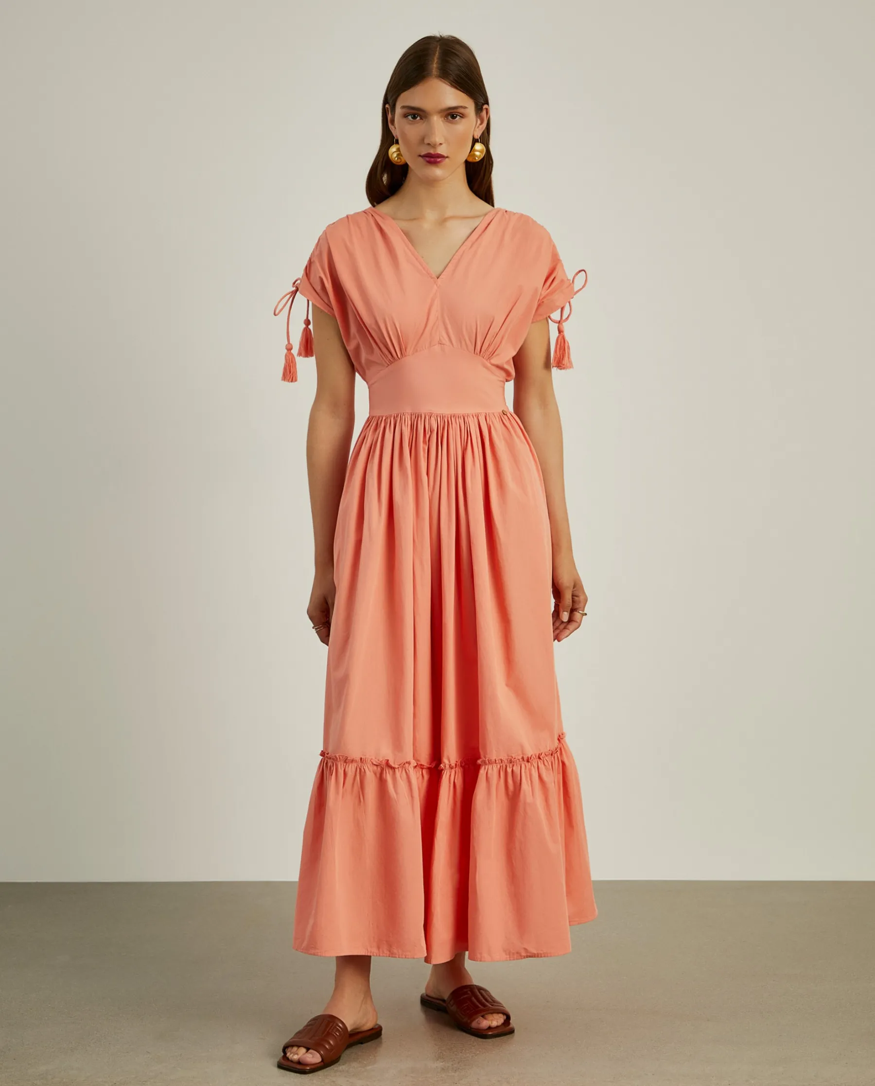 MULHER LION OF PORCHES Vestidos / Macacões^Vestido comprido com folhos e alças ajustáveis